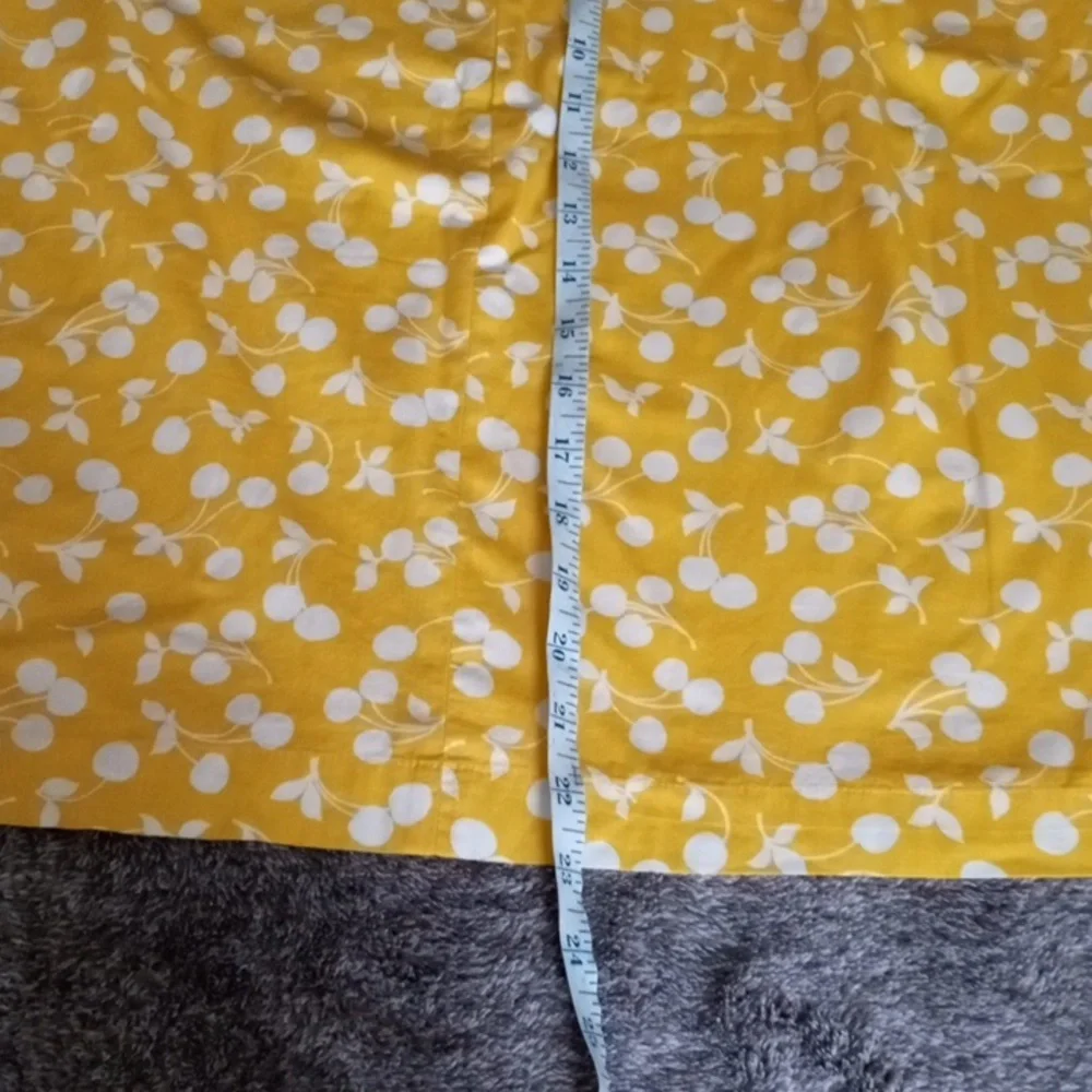 Boden Happy, Cherry Scattered skirt with pockets